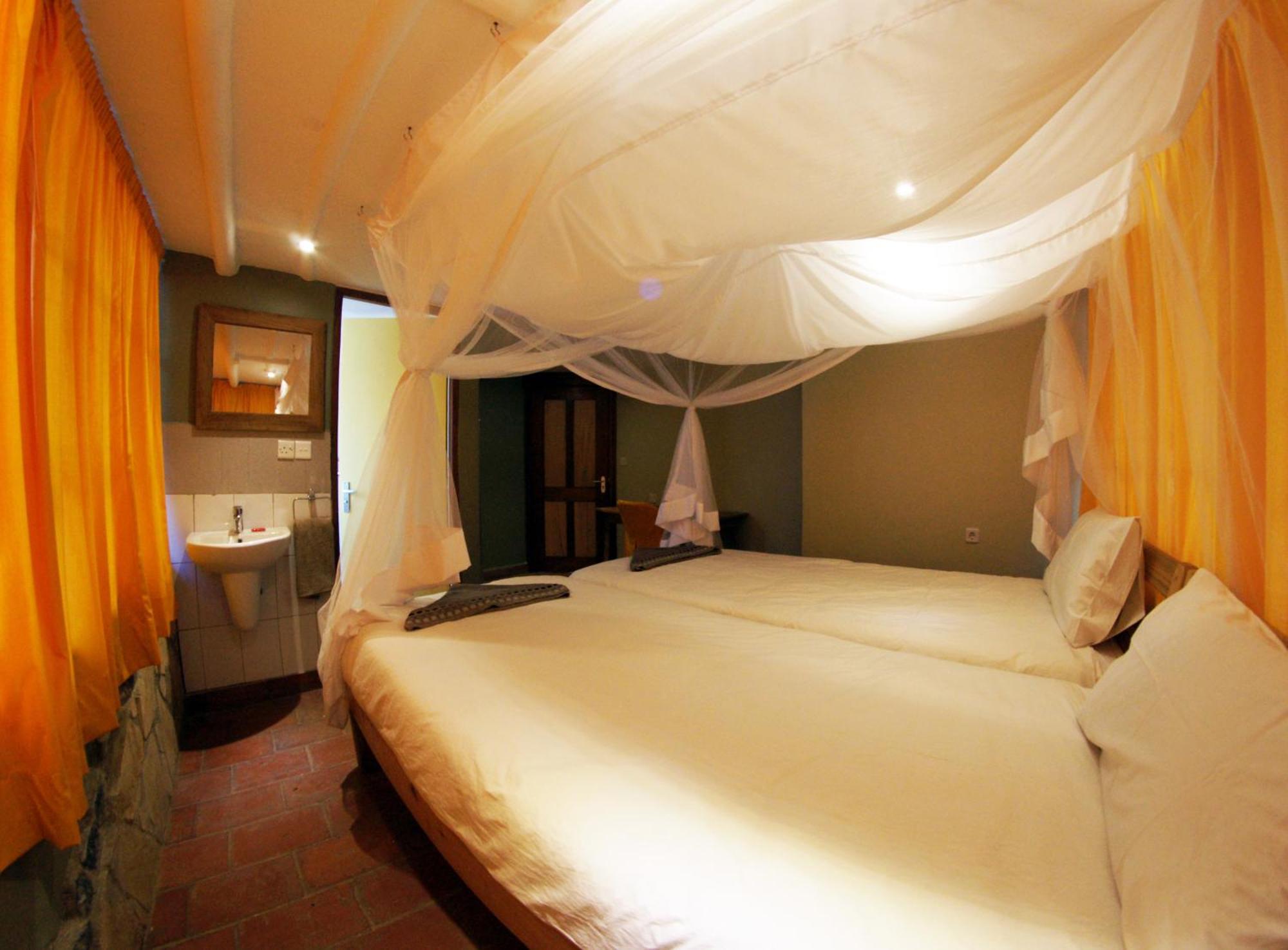 Yellow Haven Lodge Kampala Zimmer foto
