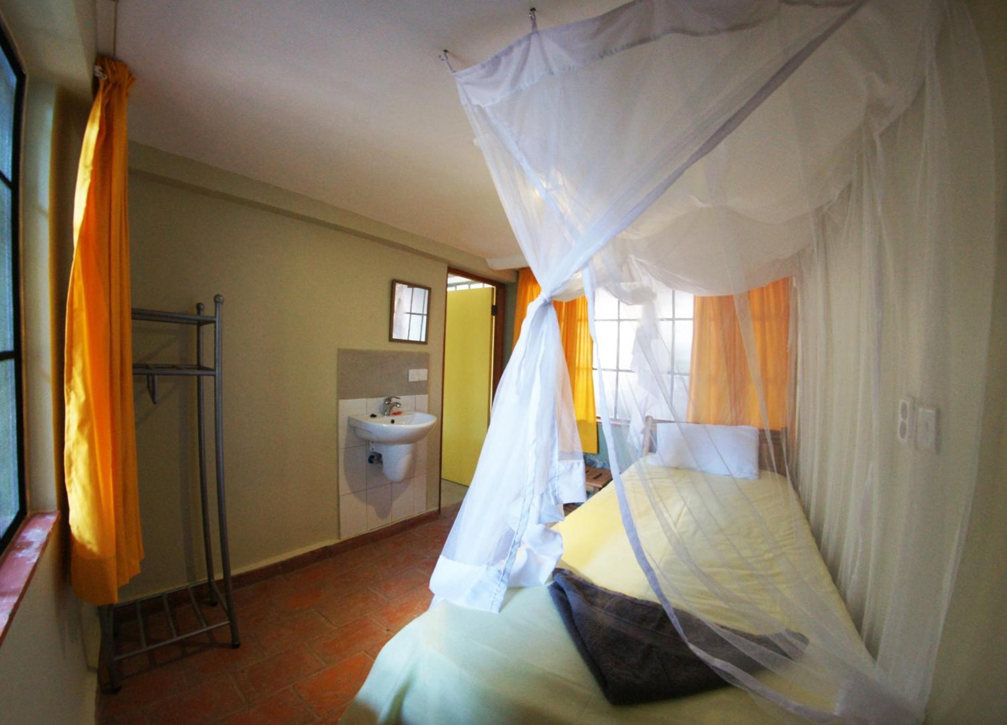 Yellow Haven Lodge Kampala Zimmer foto